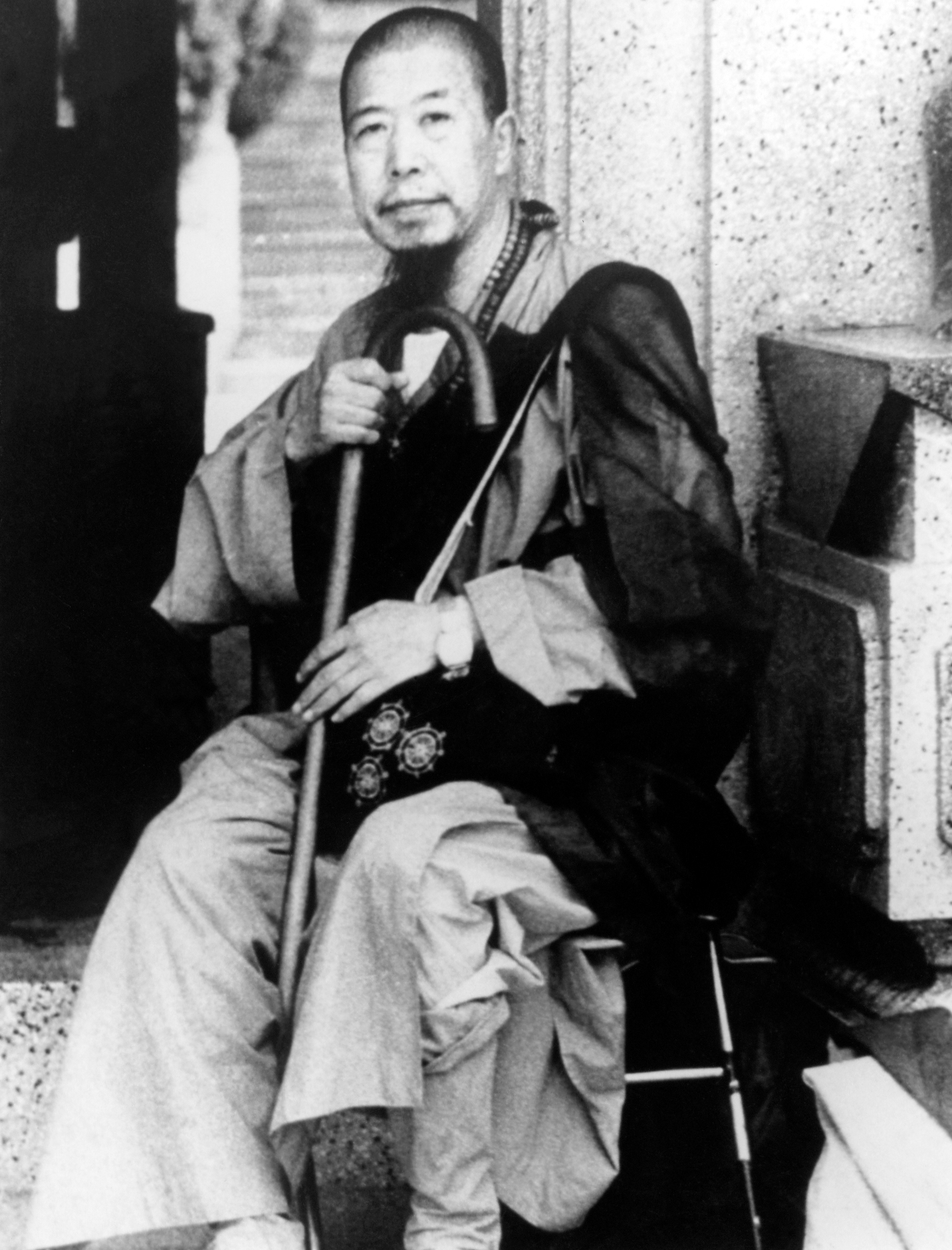 ŤƦѩM|lM2 - Ĥۤ YEIn Memory of the Venerable Master Hsuan Huan - Transformation of a Bodhisattva,